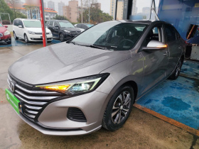 长安 逸动 2021款 PLUS 1.6L GDI CVT豪华型