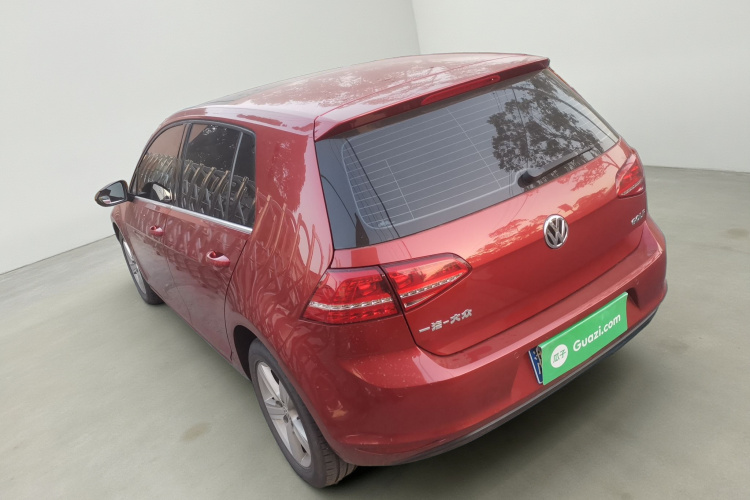 大众 高尔夫 2015款 1.6L 自动舒适型车身外观5