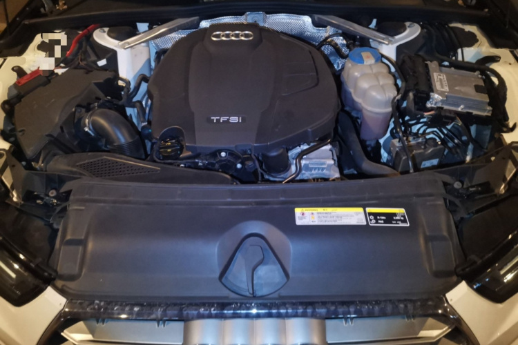 奥迪A4L 2019款 40 TFSI 时尚型 国V局部细节24