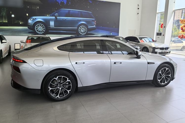 小鹏P7 2020款 586N车身外观6003