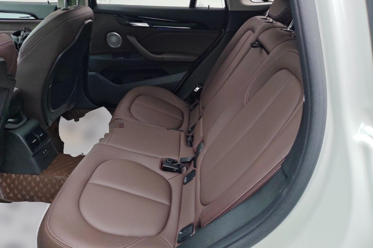 宝马X1 2021款 改款 sDrive25Li 领先型中控内饰21