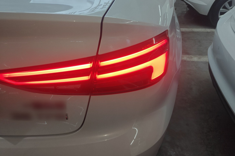 奥迪A3 2020款 改款 Limousine 35 TFSI 进取型 国VI车身外观9