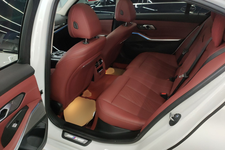 宝马3系 2024款 325Li M运动曜夜套装中控内饰21