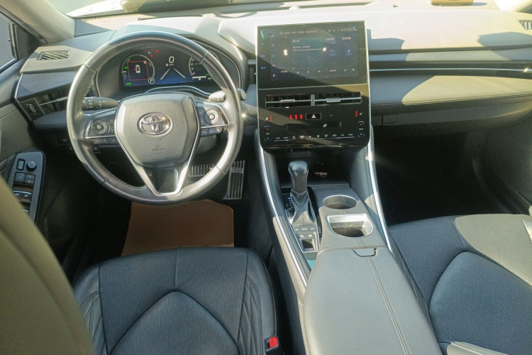 丰田 亚洲龙 2022款 双擎 2.5L XLE尊贵版中控内饰12