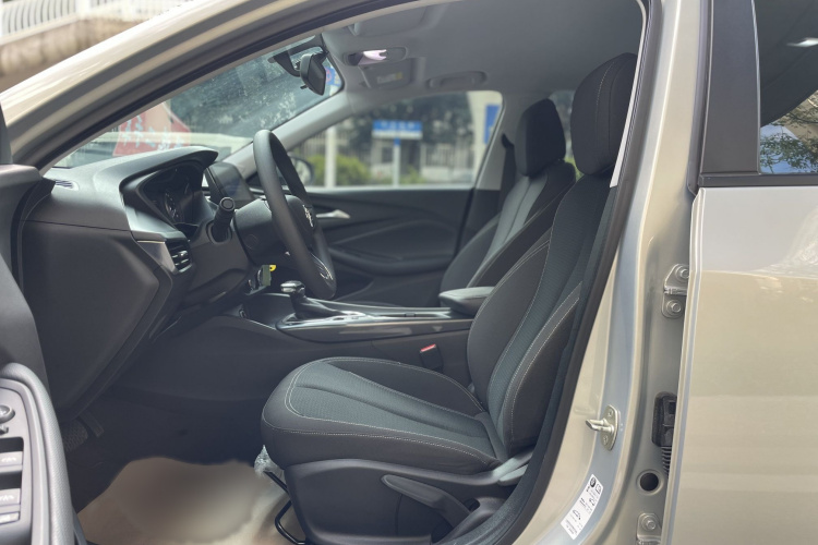 别克 威朗 2023款 Pro 乐逸版中控内饰7009