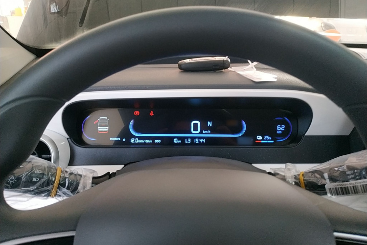 吉利银河 2025款 210km 熊猫卡丁局部细节14