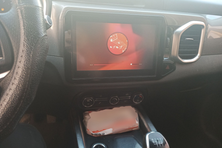 奇瑞 瑞虎5x 2017款 1.5T 手动精英型中控内饰12