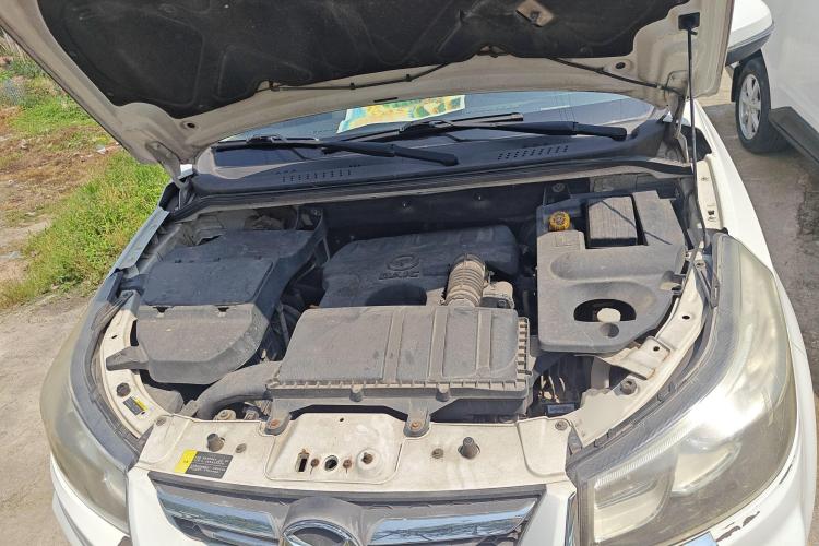 北汽幻速S3 2017款 1.5L 手动豪华型机舱底盘24