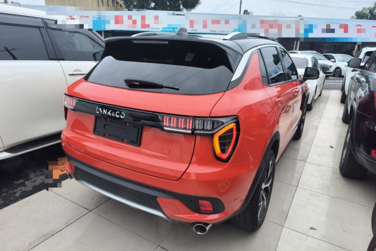 领克01 2017款 2.0T 四驱劲Pro版车身外观6005