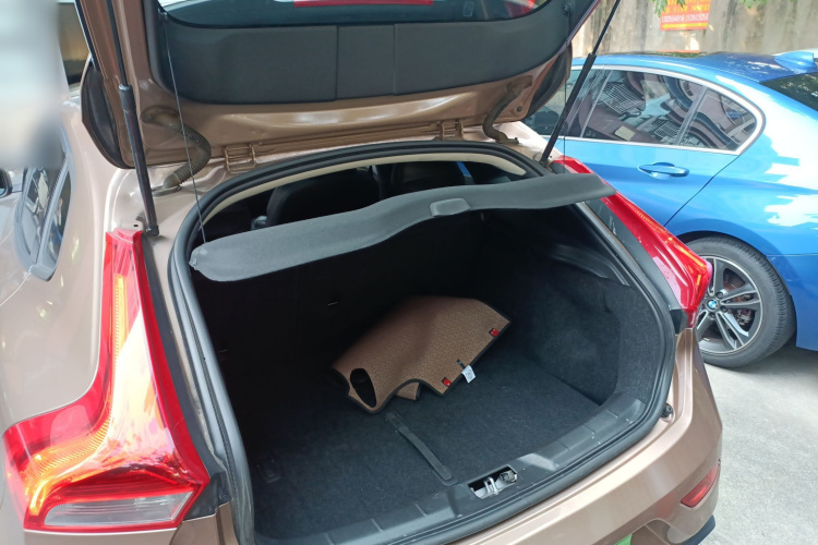 沃尔沃V40 2015款 1.6T 智逸版局部细节23