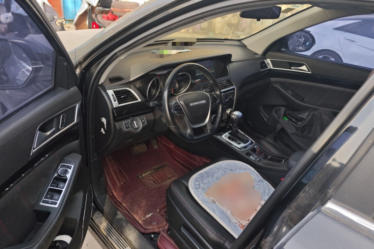 猎豹汽车 猎豹CS10 2017款 2.0T 自动都市型中控内饰20