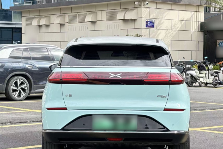 小鹏G3 2022款 G3i 460N+车身外观6001