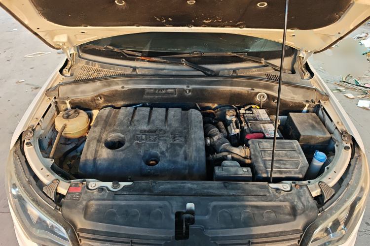 一汽 森雅R7 2017款 1.6L 自动智能型局部细节24