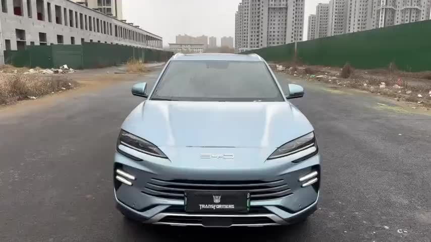 比亚迪 宋PLUS新能源 2023款 冠军版 DM-i 110KM 旗舰型实拍1