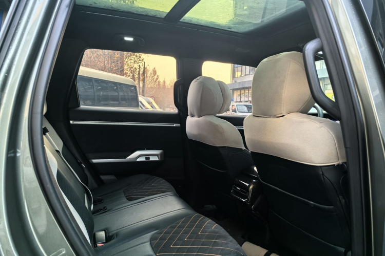 深蓝汽车 深蓝G318 2024款 四驱空悬版中控内饰7003