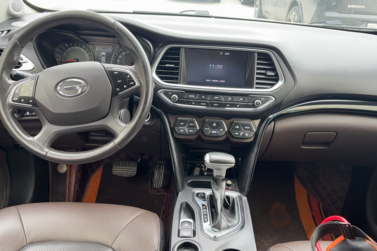 广汽传祺 传祺GS4 2017款 235T 自动两驱豪华智联版中控内饰7003