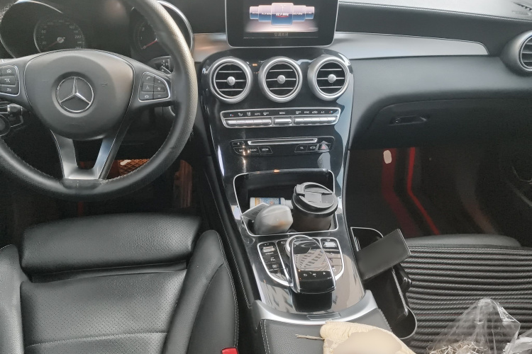 奔驰GLC 2018款 GLC 200 4MATIC中控内饰12