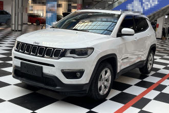 Jeep 指南者 2017款 200T 自动家享版