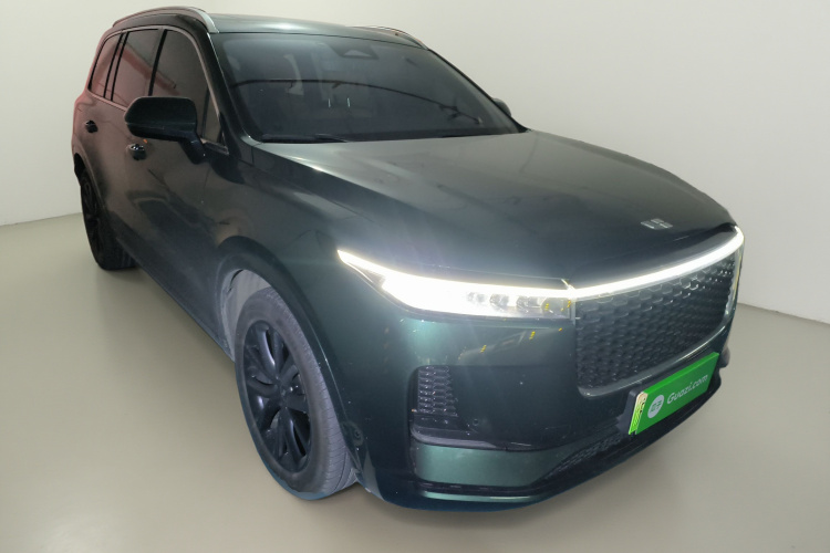 理想汽车 理想ONE 2021款 增程6座版车身外观3