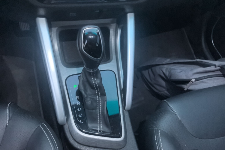 吉利汽车 远景X3 2017款 1.5L 自动精英型局部细节18