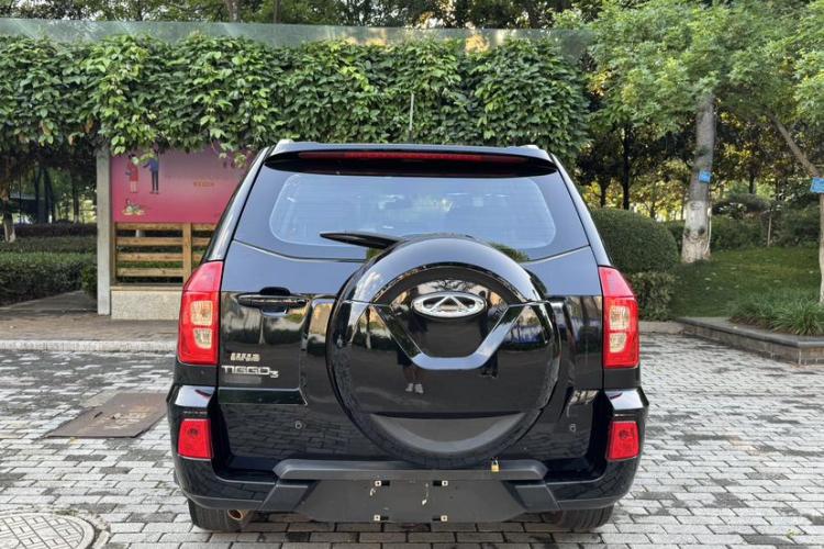 奇瑞 瑞虎3 2015款 1.6L 手动智尚纪念版车身外观6003