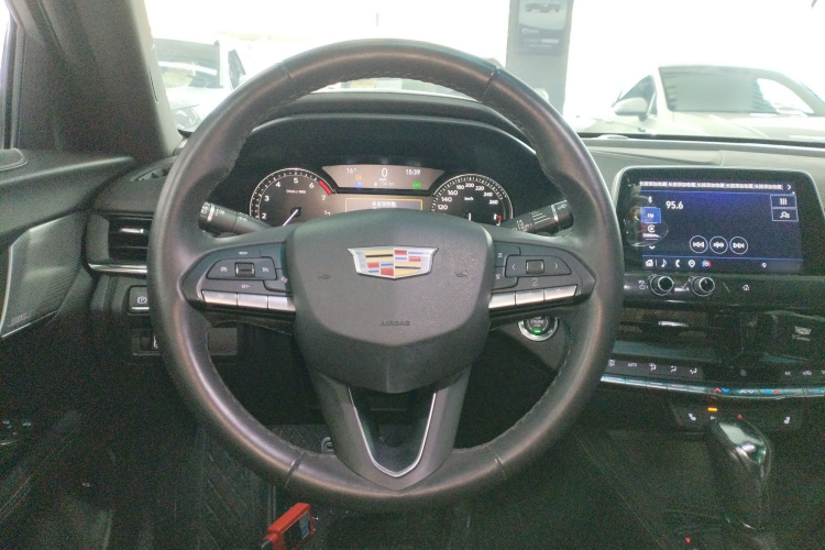 凯迪拉克CT4 2022款 28T 豪华型局部细节13