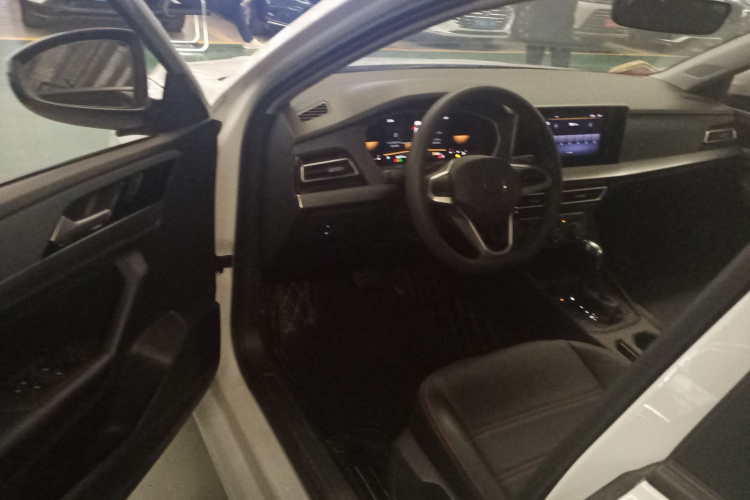 大众 朗逸 2023款 1.5L 自动得逸版中控内饰7003