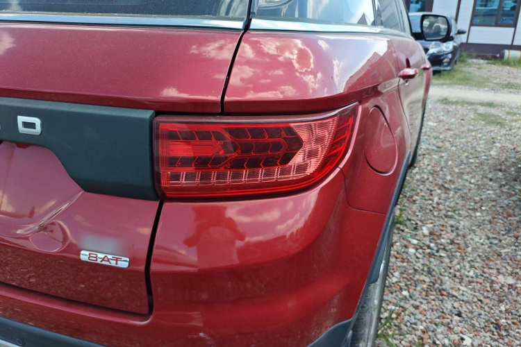 陆风X7 2015款 2.0T 全景尊贵版车身外观6006