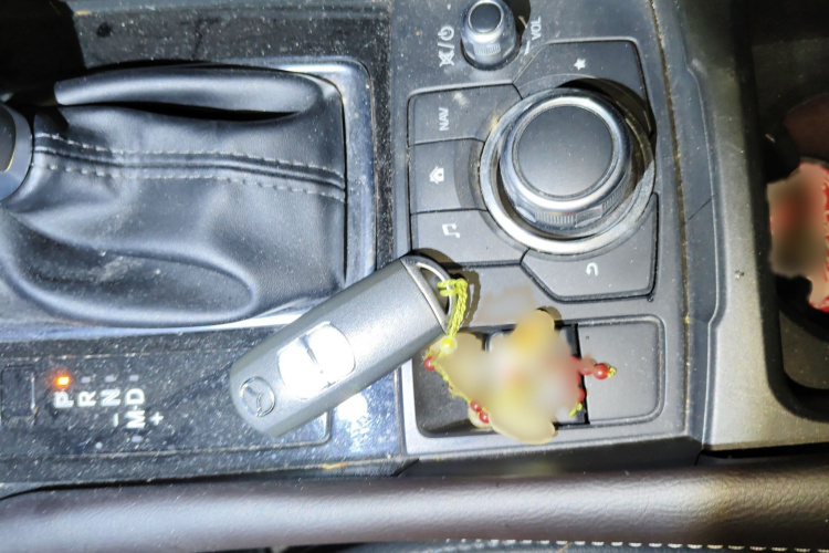 马自达3 昂克赛拉 2017款 两厢 2.0L 自动运动型 国V中控内饰7001