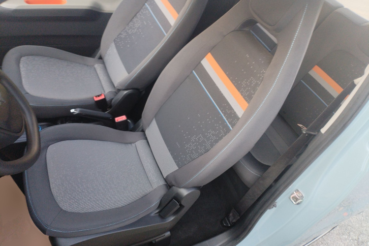 五菱汽车 宏光MINIEV 2022款 轻松款 磷酸铁锂中控内饰19