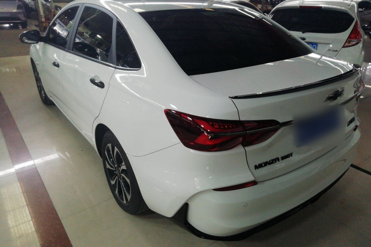 雪佛兰 科鲁泽 2020款 轻混 RS 330T 自动畅快版车身外观4