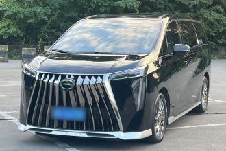 广汽传祺 传祺M8 2023款 宗师系列 双擎 御尊版