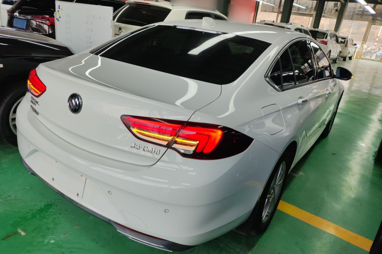 别克 君威 2020款 552T 豪华型车身外观7