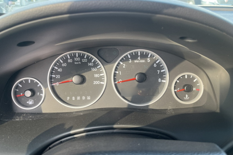 别克GL8 2014款 2.4L 行政版局部细节14