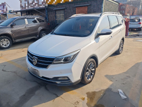 宝骏730 2017款 1.8L iAMT尊享型 7座