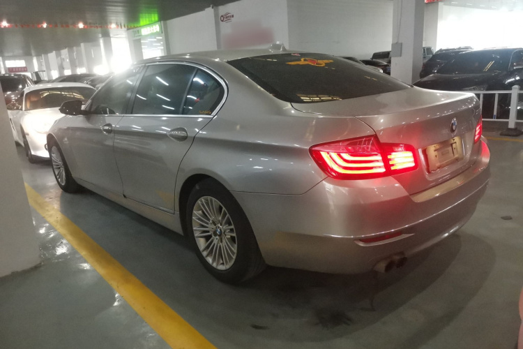 宝马5系 2014款 525Li 领先型车身外观4