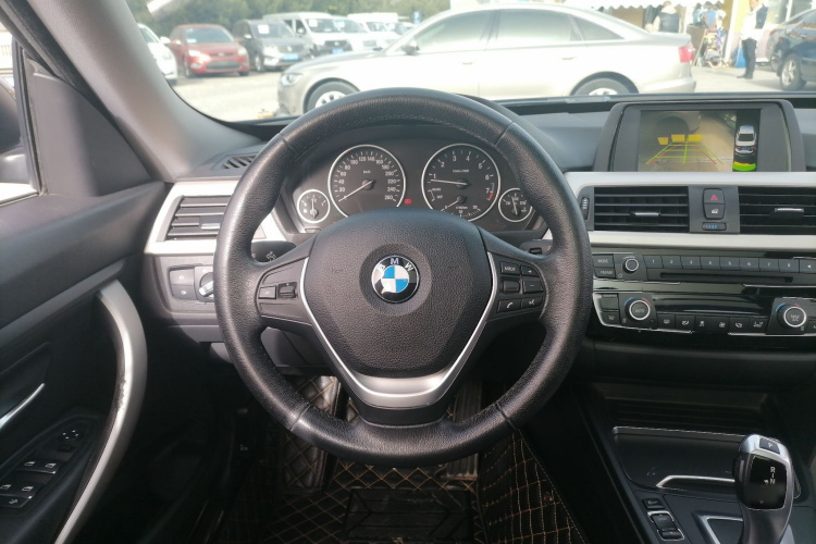 宝马3系GT 2017款 320i 时尚型局部细节13