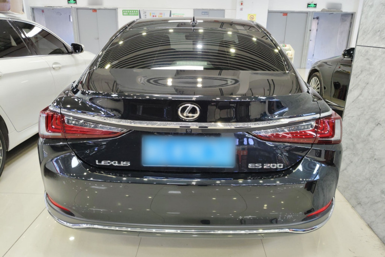 雷克萨斯ES 2023款 200 卓越版车身外观6