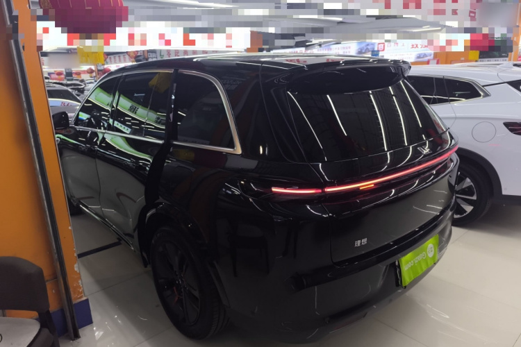 理想汽车 理想L8 2024款 Pro车身外观4