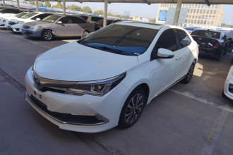 丰田 卡罗拉 2017款 改款双擎 1.8L E-CVT精英版