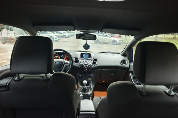 福特 嘉年华(进口) 2013款 1.6T ST中控内饰7003