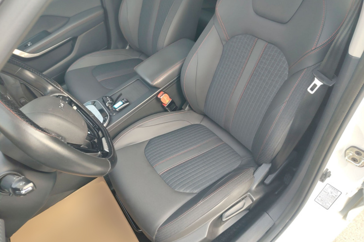 东风风神 奕炫 2020款 230T 自动炫目赛道版中控内饰19