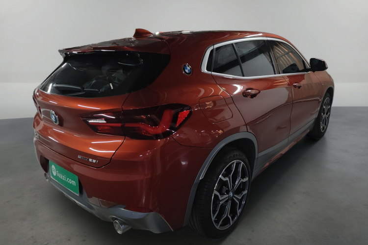 宝马X2 2020款 sDrive25i 尊享型M越野套装车身外观7