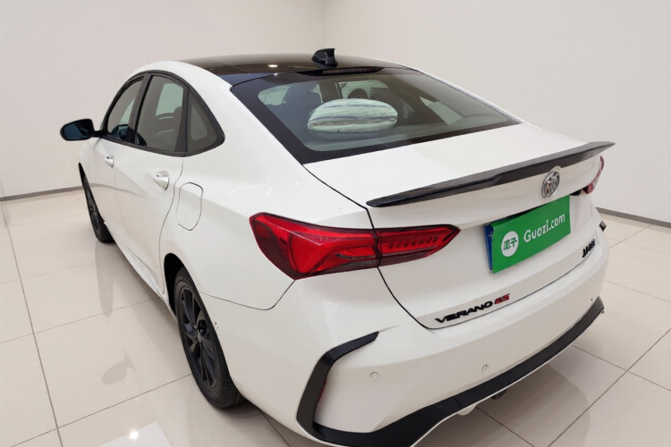 别克 威朗 2023款 Pro GS 疾风版车身外观5