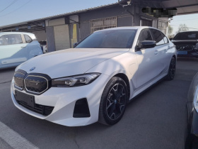 宝马i3 2024款 eDrive 40 L 曜夜套装