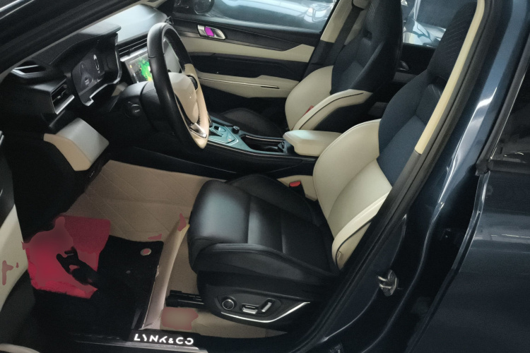 领克01 2021款 2.0TD 两驱耀Pro局部细节19