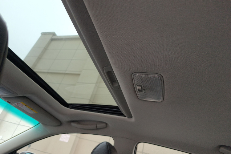 丰田 锐志 2013款 2.5V 尚锐版中控内饰22