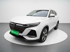 长安X7 PLUS 2024款 1.5T 自动尊耀型 7座