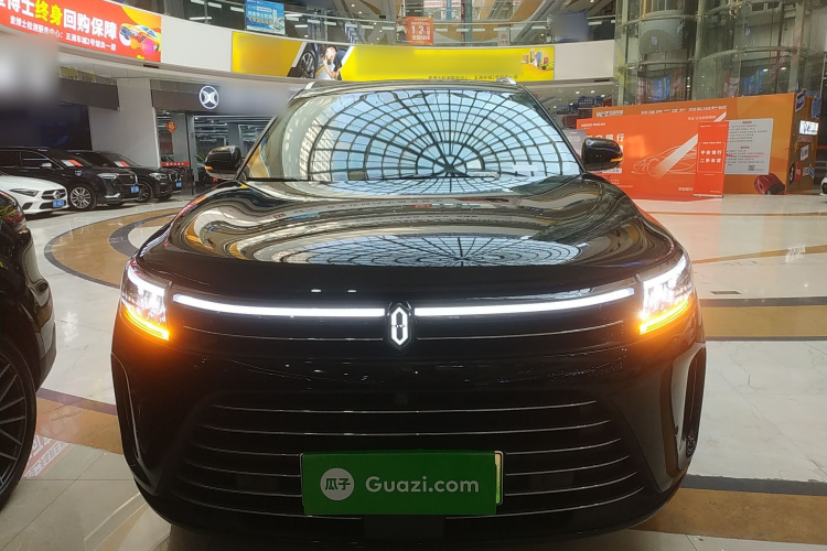 鸿蒙智行 问界M7 2024款 1.5T 后驱Plus版 6座车身外观2