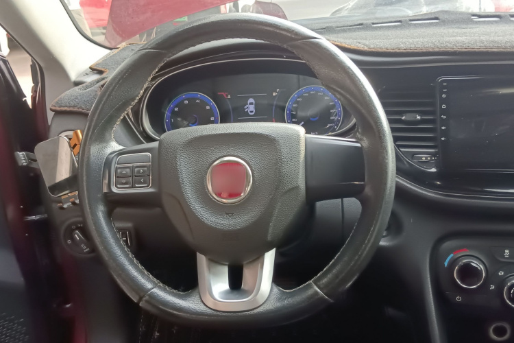 菲亚特 菲翔 2015款 1.4T 自动劲享版局部细节13